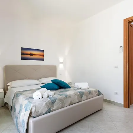 Apartment I Tre Golfi - Con Terrazzo Fino A 800 Mt Dal Mare *