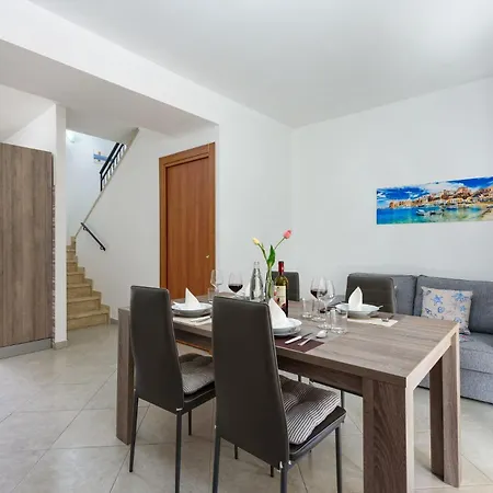 Apartment I Tre Golfi - Con Terrazzo Fino A 800 Mt Dal Mare San Vito Lo Capo