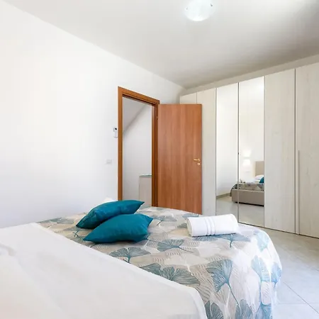 Apartment I Tre Golfi - Con Terrazzo Fino A 800 Mt Dal Mare *