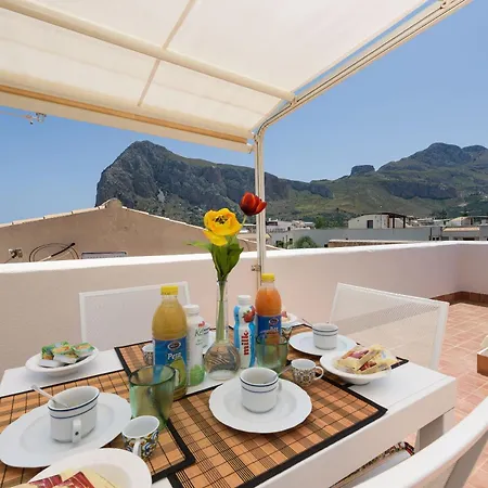 Apartment I Tre Golfi - Con Terrazzo Fino A 800 Mt Dal Mare *