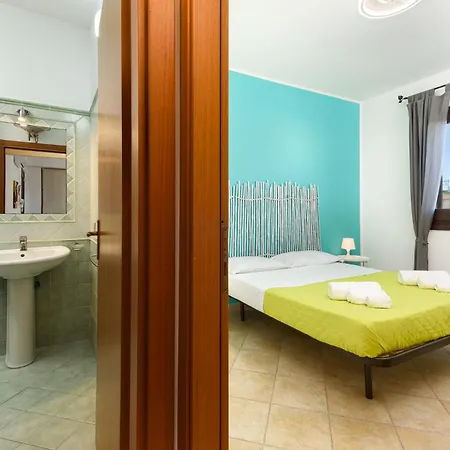 I Tre Golfi Garden Apartment *