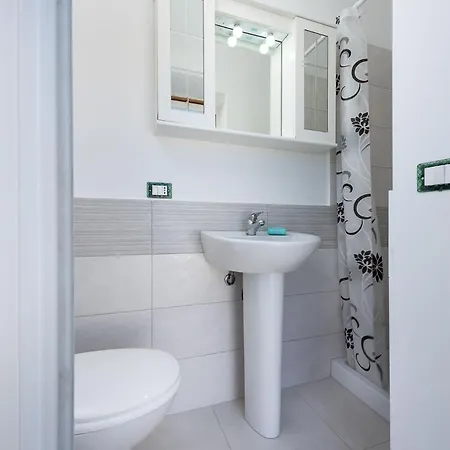 I Tre Golfi - Con Terrazzo Fino A 800 Mt Dal Mare Appartement *